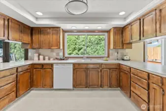 Large Kitchen