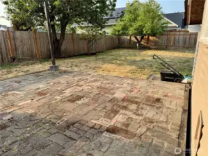 Spacious yard