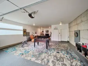 Finished tandem garage, fits 3 cars