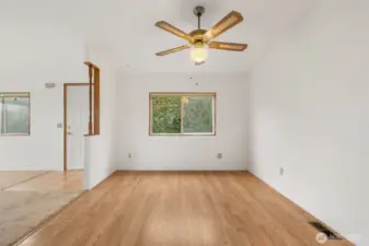 Formal dining area adjacent to the front entry