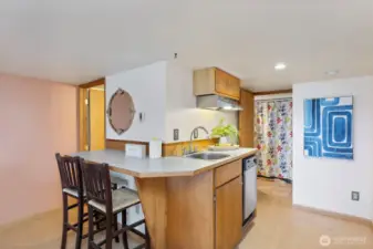 Lower level eating area, sink, dishwasher...