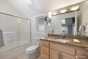 Jr Suite full bathroom.