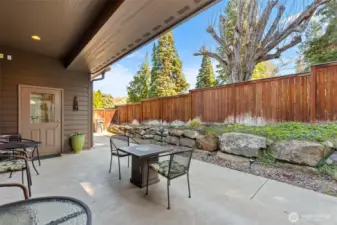Lovely Covered Patio in Private Yard