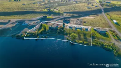 Almost 500 feet of waterfront