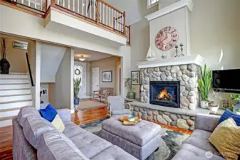 Looking back toward the entry and stairs to the loft