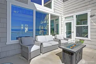 The sunny main floor deck.
