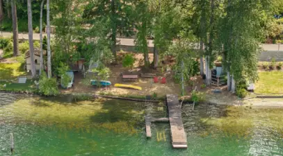 Bring this 79.8 ft of East Lake Sammamish waterfront back to life!