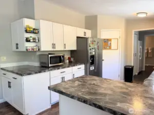 spacious kitchen with tons of cabinets/counter space
