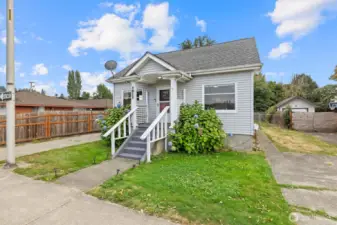 Parking on the right side of the home.