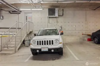 Parking space 32 on P1.