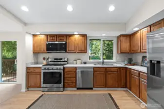 A kitchen that appreciates space and materiality.