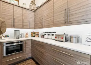 THE BUTLERS PANTRY WITH LOTS OF STORAGE