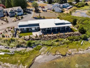 YOUR BAY FRONT DREAM HOME