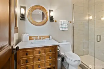 Upstairs Ensuite Bedroom Bathroom