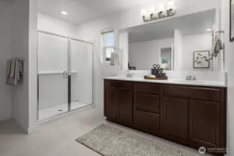 2330 Plan MODEL HOME PHOTO - Depictions of home, layout, location or other features/options, colors and color scheme, materials, fixtures, etc. are for showing purposes only and may not be included in the purchase price and availability may vary.