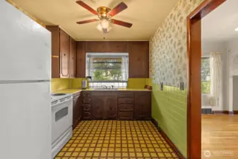 Quaint Kitchen with great flow