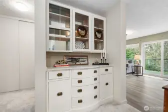 Built in cabinet for all your service ware