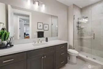 Hall bath with mud set tile shower