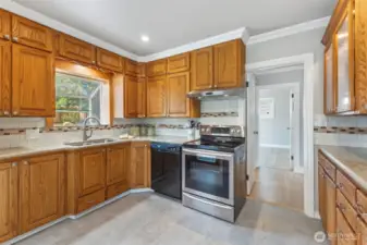 Corner cabinets include multiple Lazy Susans for easy access and some cabinets have pull out shelves.