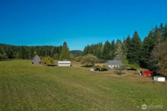 Birds eye view of property