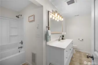 PRIMARY BATH | Full bath and counter space