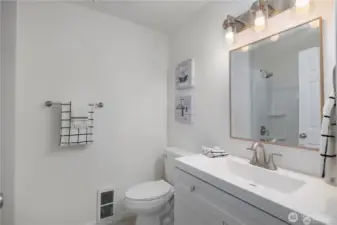 GUEST BATH | Full bath - all new