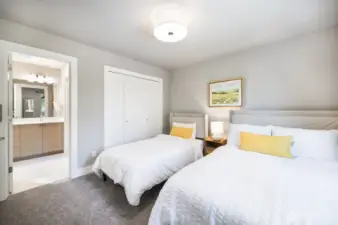 3rd bedroom Jack & Jill bath