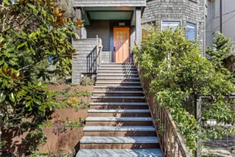 Front entry stairs to main level
