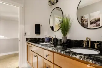 Upper level full bath - completely remodeled 2023/2024