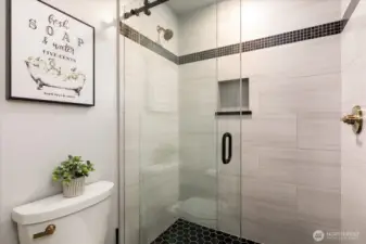 Upper level full bath - completely remodeled 2023/2024