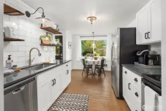 744 3rd St S, Kirkland
