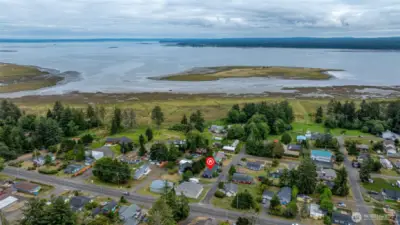 Walking distance from the beach!