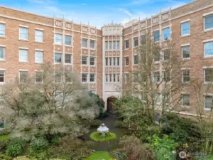Lush courtyard at entrance. Not easy to capture in January, but just imagine the fountain going in Spring.