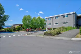 Well maintained 4-Plex condo building with cash flow and steady tenancy.