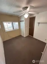 Bedroom 3/office