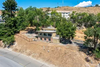 Classic mid-century split-level