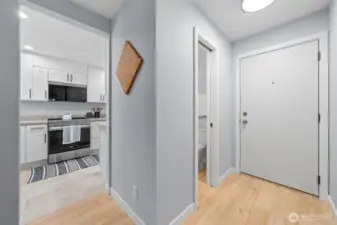 Convient entry