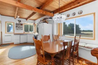 Window seat with a view—enjoy meals overlooking serene dunes and jaw-dropping sunsets.