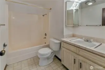 Full Bathroom