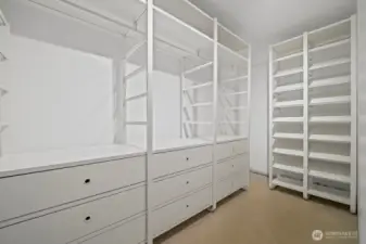 Walk-in Closet