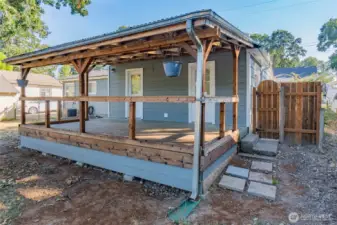 Great space to enjoy the back yard year-round.