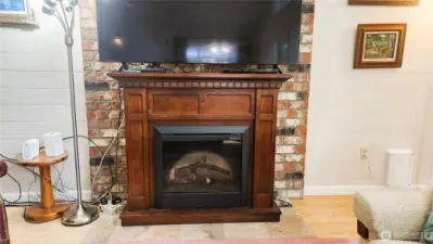 Electric fireplace