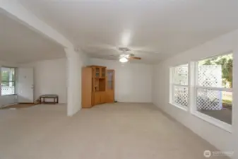 Entertainment Living Area w/Built in Cabinet