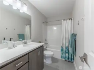 Main Bathroom A103
