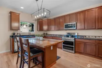 Spacious granite countertops.