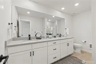 Primary bath with plenty of room!