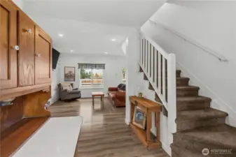 Lets get upstairs to the other 2 bedrooms.