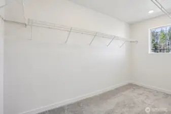 Photos are of a different homesite.  Finishes may vary.