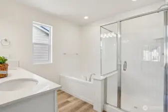 Photos are of a different homesite.  Finishes may vary.