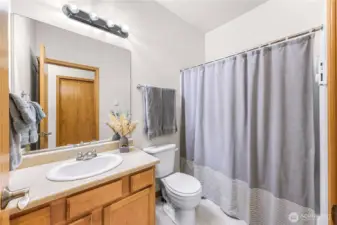 Second bathroom with bathtub